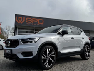 Volvo XC40 2.0 B4 Plus Black Edition|Pano|Led|20''|ACC|