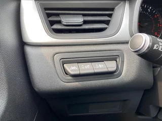 Renault Captur Renault Captur 1.0 TCE ZEN / NAVI / CARPLAY / CRUISE CTR. / AIRCO / DAB / LED - afbeelding nr 16