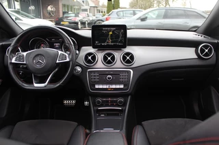 Mercedes-Benz CLA Mercedes-Benz CLA Shooting Brake 180 / Panoramadak / Camera / Half leder / Navigatie / 18'' / LED Koplampen / Stoelverwarming / Cruise Control - afbeelding nr 2