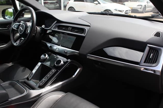 Jaguar I-PACE Jaguar I-PACE EV400 First Edition 90 kWh / Full option / Panoramadak / 360Camera / Head-up / Luchtvering / Leder / Meridian / Stuurverwarming - afbeelding nr 13