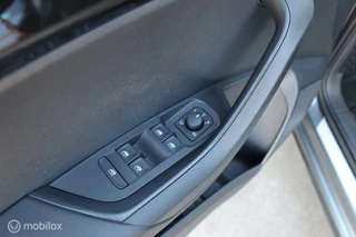 Škoda Karoq Skoda Karoq 1.5 TSI ACT Sportline / Trekh. / Navi / Carplay - afbeelding nr 30