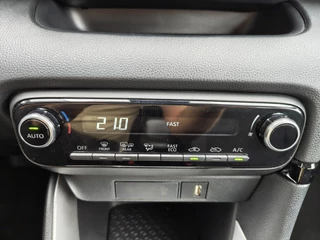 Toyota Yaris Toyota Yaris 1.5 Hybrid Dynamic | All Weather | Keyless Entry | Android Auto - afbeelding nr 18