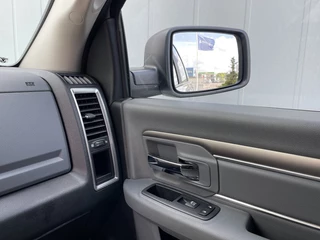 Dodge Ram Pick-Up Dodge Ram Pick-Up 1500 Classic Crew Cab 4x4 lpg - afbeelding nr 21