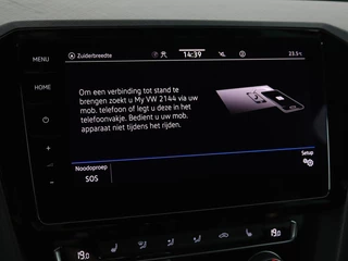 Volkswagen Passat Volkswagen Passat 1.4 TSI PHEV GTE | Panoramadak | Stoelverwarming |  Trekhaak | Side Assist | Camera | Carplay | Adaptive cruise | Park Assist | Matrix LED | Massage - afbeelding nr 29