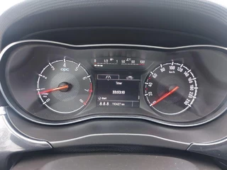 Opel Corsa Opel Corsa 1.6 Turbo OPC Nurnberg Edit. airco,cruisecontrol,parkeersensoren achter,panoramadak, - afbeelding nr 16