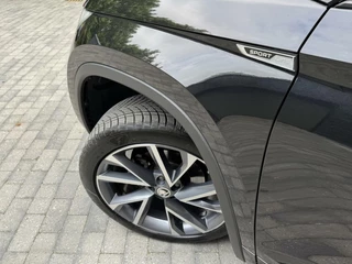 Škoda Kodiaq Skoda Kodiaq 1.5 TSI Sportline Automaat | Trekhaak uitklapbaar | Navigatiesysteem | Stoelverwarming | Stuurverwarming | Getint glas | Cruise control | 20 inch lichtmetalen velgen | Achteruitrijcamera | Parkeersensoren voor en achter - afbeelding nr 68