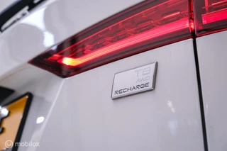 Volvo V60 Volvo V60 2.0 T8 Recharge AWD R-Design | NL auto | DAB+ | CarPlay | Adaptive | Blis | Rijklaar | - afbeelding nr 59