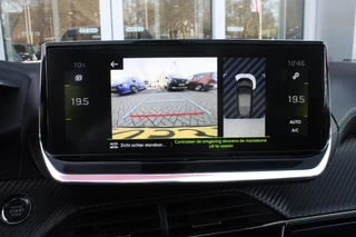Peugeot 208 Peugeot 208 1.2 PureTech GT | NAVIGATIE | APPLE CARPLAY/ANDROID AUTO | DODEHOEK DETECTIE | FULL LED KOPLAMPEN | KEYLESS ENTRY/START | PARKEERSENSOREN VOOR EN ACHTER | CRUISE CONTROL | DAB+ RADIO | - afbeelding nr 37