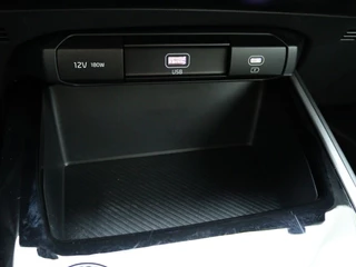 Kia Niro Kia Niro 1.6 GDi PHEV Edition 7 | Achteruitrijcamera | Automaat | Carpl - afbeelding nr 40