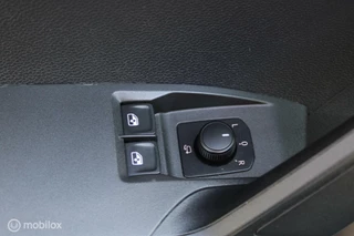 SEAT Ibiza Seat Ibiza 1.0 TSI Style Business Intense, PDC voor en achter, achteruitrij camera, apple carplay/android auto, adeptive cruise controle, full maps navigatie - afbeelding nr 32