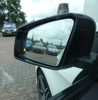 Mercedes-Benz B-Klasse Mercedes-Benz B-Klasse 200 AMG Edition Automaat,Pano,Led,Dodehoek - afbeelding nr 9