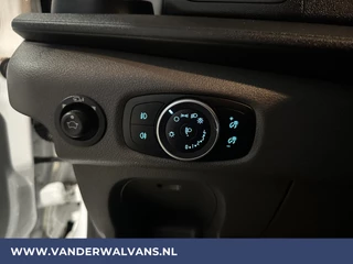 Ford Transit Ford Transit 2.0 TDCI 131pk L3H2 Euro6 Airco | Camera | Navigatie | Android Auto | Cruisecontrol Stoelverwarming, Verwarmde voorruit, Parkeersensoren, Bijrijdersbank - afbeelding nr 17