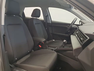 Audi A1 Sportback Audi A1 Sportback 30 TFSI 115pk S-Line S-Tronic Cruise control, Virtual cockpit, Climatronic - afbeelding nr 4