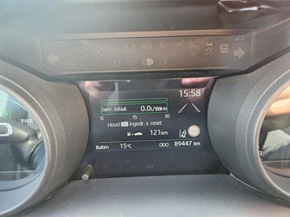 Toyota Yaris Toyota Yaris 1.5 Hybrid Dynamic | Nieuw Model / Dealer OH | Carplay / Cruise - afbeelding nr 24