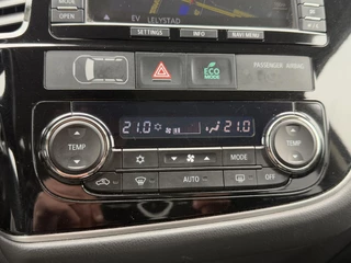 Mitsubishi Outlander Mitsubishi Outlander 2.0 PHEV Business Edition 2e Eigenaar,Navi,Clima,Cruise,Camera,Trekhaak,Dealer Onderhouden,N.A.P,Nieuwe APK Bij Aflevering - afbeelding nr 13