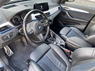 BMW X1 BMW X1 xDrive20i High Executive M-pakket Panoramadak - afbeelding nr 11