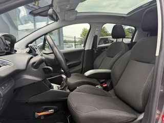 Peugeot 208 Peugeot 208 1.2 PureTech Allure Navi,Pano,Camera,Clima,Cruise,Apple Carplay,N.A.P,110pk,APK tot 09-2026 - afbeelding nr 6