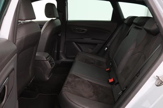 SEAT Leon SEAT Leon 1.5 TSI FR Ultimate Edition Black | Panoramadak |  Stoelverwarming | BEATS Pack | Carplay | Adaptive cruise | Navigatie | Keyless | Full LED - afbeelding nr 6