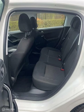 Peugeot 208 Peugeot 208 1.2 PureTech Blue Lion - afbeelding nr 11