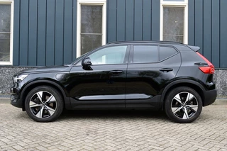 Volvo XC40 Rijklaarprijs-Garantie Panorama dak Leder led 360 Camera Navigatie Trekhaak - afbeelding nr 2
