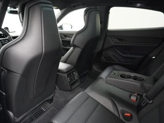 Porsche Taycan Porsche Taycan Performance 84 kWh ORIG. NL. NAP KM. | 360 CAMERA | MEMORY SEAT - afbeelding nr 22