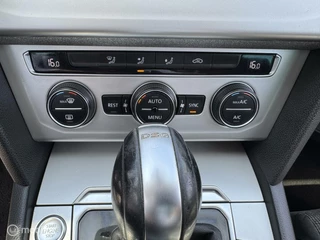 Volkswagen Passat Volkswagen Passat Variant 1.6 TDI/DSG/PANO-DAK/CAMERA/PDC/ - afbeelding nr 17
