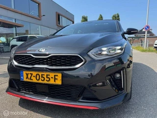 Kia ProCeed Pro Ceed 1.0 Turbo 120pk  GT-Line  Panorama dak, 17 inch velg.  Keyless entry , Voorstoelen & Stuur verwarmd , Navigatie , Achteruit rij Camera  , Apple Carplay / Android Auto , GT Line exterieur  & interieur - afbeelding nr 10