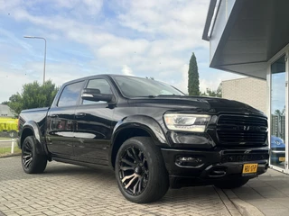 Dodge Ram 1500 Dodge Ram 1500 4X4 5.7 V8 4x4 PANO+LUCHT+22INCH+WIDEBODY - afbeelding nr 5