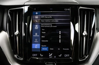 Volvo XC60 Volvo XC60 2.0 Recharge T8 R-Design - PANO - TREKHAAK - VOL!!!! - afbeelding nr 40
