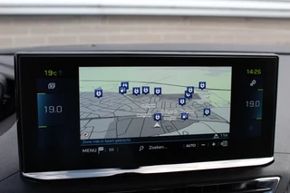 Peugeot 3008 Peugeot 3008 1.6 HYbrid 225 Allure | Navigatie | Led | Bluetooth | Camera | All-Season - afbeelding nr 18
