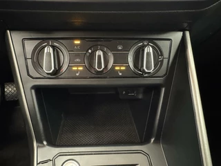 Volkswagen Polo Volkswagen Polo 1.0 TSI Highline Automaat-Navigatie-Apple Carplay-Clima-Stoelverwarming-Parkeersensoren V+A-Lm16''velgen - afbeelding nr 8