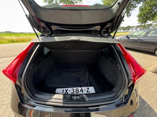 Volvo V40 Volvo V40 2.0 T2 Momentum 185PK / 4-SEIZOENENBANDEN / FULL LED / STOELVERW. / PDC / TREKHAAK - afbeelding nr 31