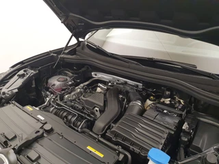 Volkswagen Tiguan Volkswagen Tiguan 1.5 eTSI 150pk DSG/AUT R-Line LEDER, Wegklapbare trekhaak, Panoramadak - afbeelding nr 20