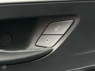 Mercedes-Benz Vito Mercedes-Benz Vito 114 CDI Lang Automaat Navigatie 2x Schuifdeur Camera Leder Trekhaak DAB Apple CarPlay Android Auto - afbeelding nr 26
