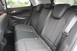 Opel Grandland Opel Grandland 1.6 Turbo Hybrid / Camera / Adaptive Cruise / Stuurverwarming / AGR - afbeelding nr 13