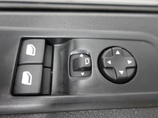 Opel Vivaro Opel Vivaro L3H1 145pk Automaat Navigatie Trekhaak Airco Bluetooth Cruise Control PDC achter - afbeelding nr 12