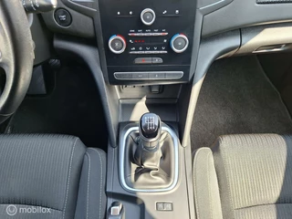 Renault Mégane Estate RENAULT MEGANE ESTATE 1.2 TCe LIMITED - afbeelding nr 15
