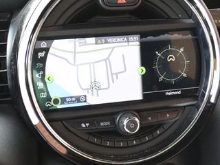 MINI One Mini Mini 1.5 One Automaat Business Edition | Navigatie | PDC | Cruise Control | Airco | 17