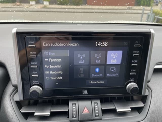 Toyota RAV4 Toyota RAV4 2.5 Hybrid Business Plus Navigatie Trekhaak Camera DAB ACC Leder Elek Stoel + Verwarming JBL Audio Carplay Keyless Getint Glas NL Auto 1e Eigenaar Wit Metallic - afbeelding nr 17