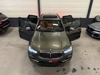 BMW X5 54DKM!!/PANO/HEAD-UP/H&K/22