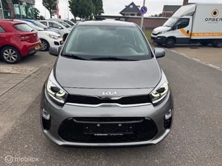 Kia Picanto Kia Picanto 1.0 67pk Automaat  Stoel en Stuur verwarming ,  Navigatie / Apple carplay  / Android auto , Achteruit camera , Bluetooth , Priveglas , Chrome handgrepen , Sport Velgen ,  9.500km !! - afbeelding nr 8
