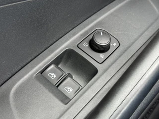 Škoda Fabia Skoda Fabia 1.0 TSI Ambition Clima Carplay Adaptive cruise Navigatie Pdc DAB radio - afbeelding nr 35