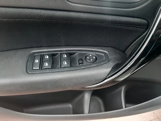 BMW 1 Serie BMW 1 Serie 118i 1.5 136pk Airco Cruise-control Navigatie Bluetooth - afbeelding nr 14