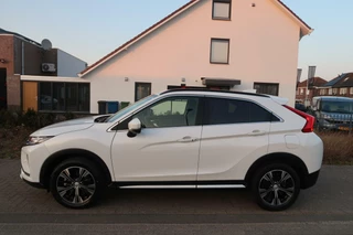 Mitsubishi Eclipse Cross Mitsubishi Eclipse Cross 1.5 DI-T 163pk|360 CAMERA|HEAD UP|CARPLAY|TREKHAAK|KEYLESS|STOELVERWARMING - afbeelding nr 2