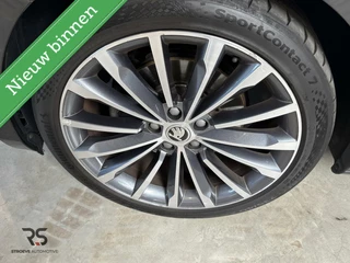 Škoda Superb Skoda Superb Combi 2.0 TDI 150 pk DSG Style Buss. | Navi | Pano | ACC | LED | Leder | Canton | 19