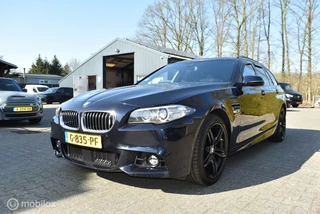 BMW 5 Serie BMW 5-serie Touring 520xd M Sport Edition - afbeelding nr 2