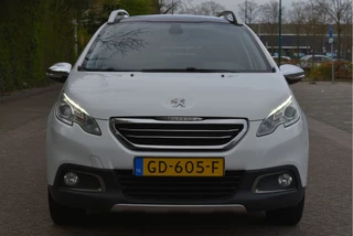 Peugeot 2008 | NL-Auto | Pano.dak | Nav | Cruise Contr | Climate Contr | PDC | Trekhaak | NAP - afbeelding nr 4