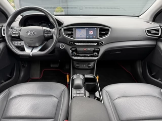 Hyundai IONIQ Hyundai IONIQ Premium EV Navi,Leder,Dodehoek,Schuifdak,Camera,Clima,Cruise,Stoelverwarming V+A,Stuurverwarming,Pdc V+A,Nieuwe Apk bij Aflevering - afbeelding nr 27