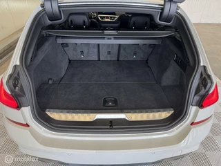 BMW 3 Serie BMW 330e Touring M sport | Shadowline | ACC | PRO | Connect - afbeelding nr 23