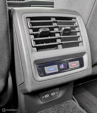 Volkswagen Golf Volkswagen Golf 1.5 eTSI STYLE 150PK/DSG/ACC/NAV/IQLIGHT/VOL - afbeelding nr 43